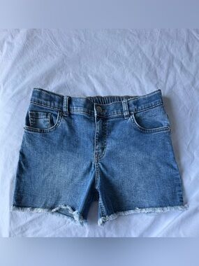 Cat & Jack Girls XL (14) Denim Shorts – Light Wash Frayed Hem